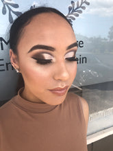 Load image into Gallery viewer, Dramatic full glam ❤️