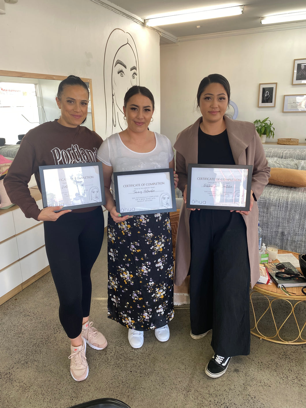 Natural to Full Glam 1:1 Lesson