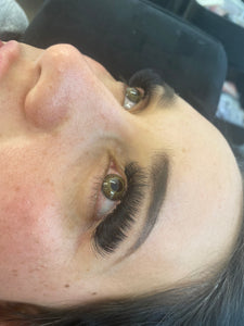 Mega Volume Lash Extensions