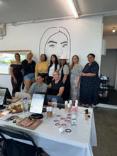Load image into Gallery viewer, 12th October Beginners Makeup class
