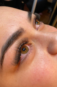 Light Volume Lash Extensions