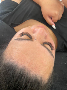 Full Volume Lash Extensions