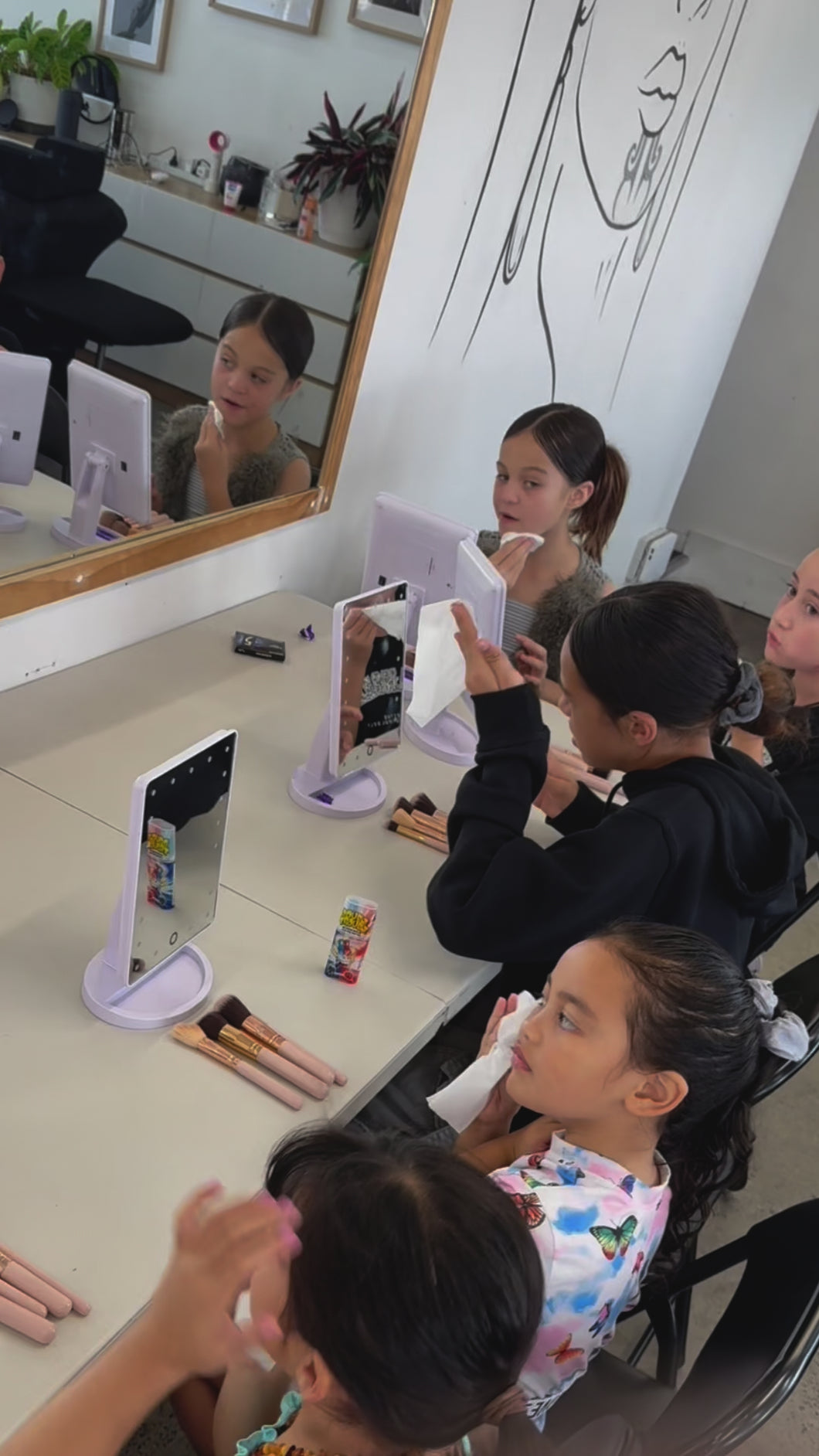 Baby Girls Makeup Class